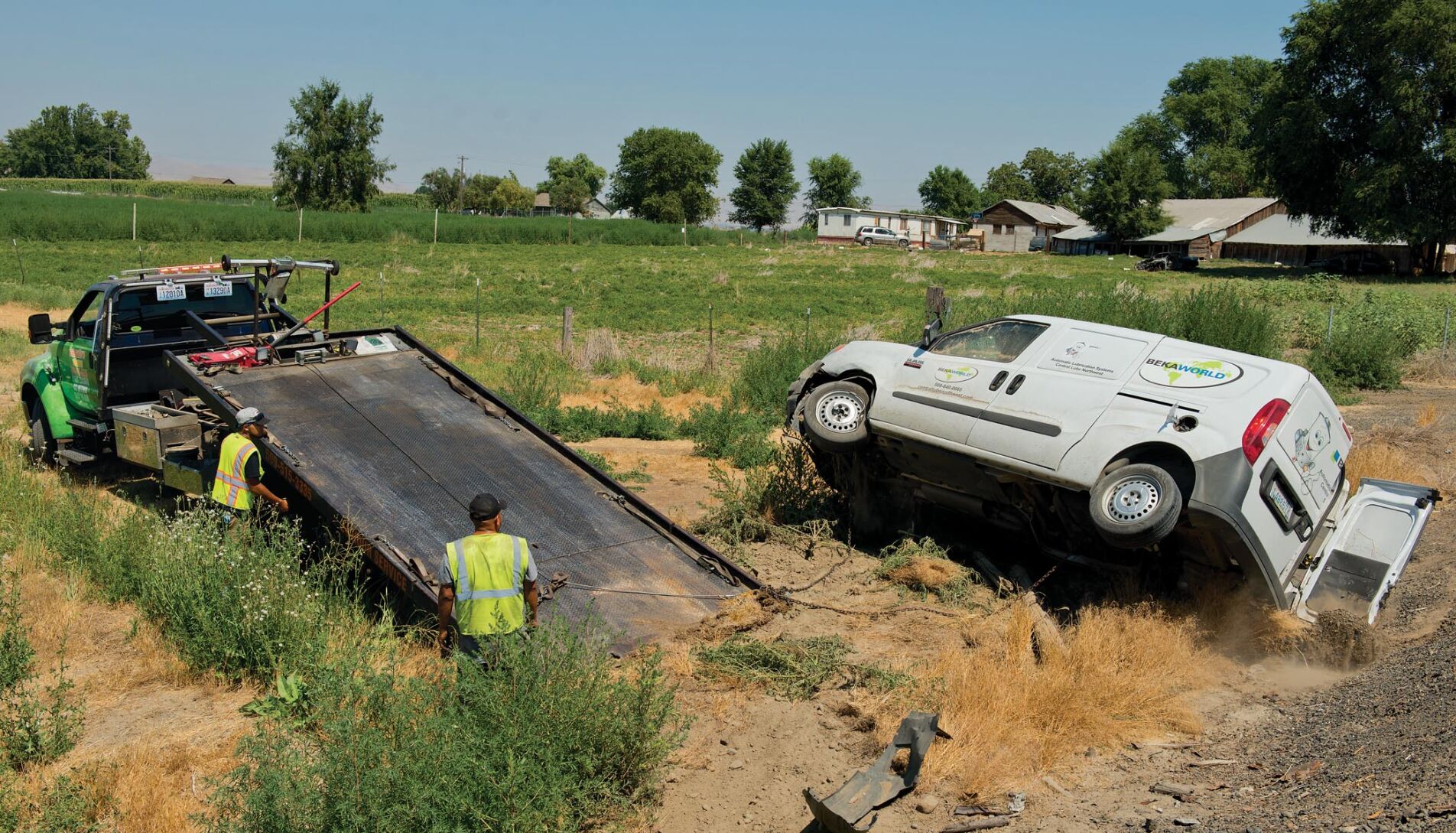 ROLLOVER CRASH